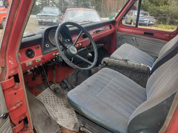 Ford Transit Ugleural'skiy - valokuva 3