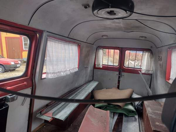 Ford Transit Ugleural'skiy - valokuva 4