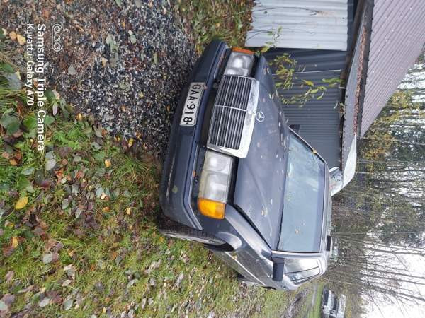 Mercedes-Benz 200 Iisalmi - valokuva 2