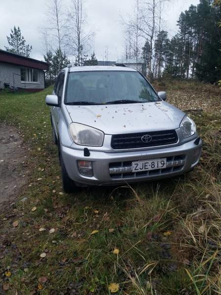 Toyota RAV4 Syevyerodonets'k - valokuva 1