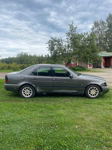 Mercedes-Benz C Kitee - photo 8