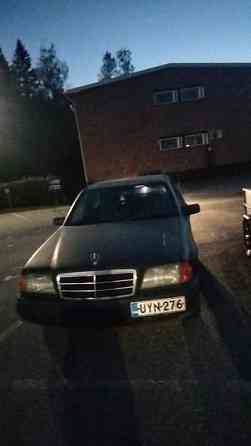 Mercedes-Benz 180 Йоэнсуу