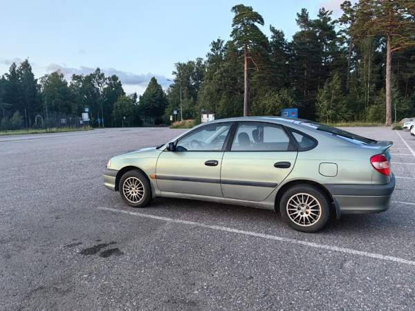 Toyota Avensis Espoo - valokuva 3