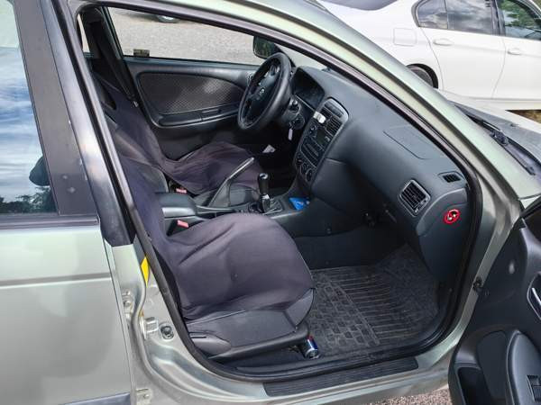 Toyota Avensis Espoo - valokuva 7