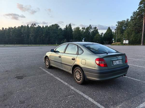 Toyota Avensis Espoo - valokuva 4