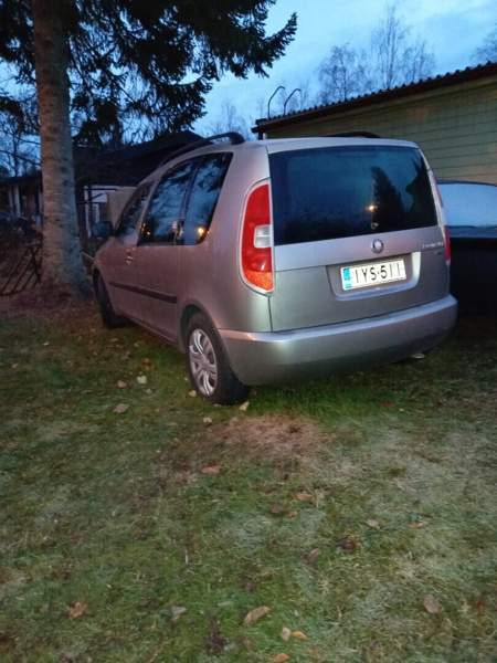 Skoda Roomster Muurame - изображение 4