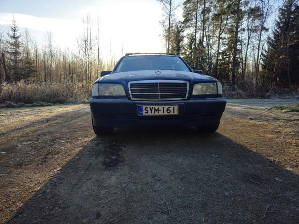 Mercedes-Benz C Iisalmi - valokuva 3
