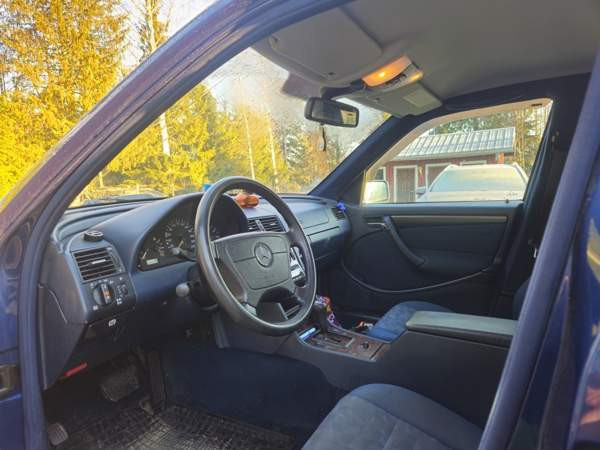 Mercedes-Benz C Iisalmi - valokuva 5