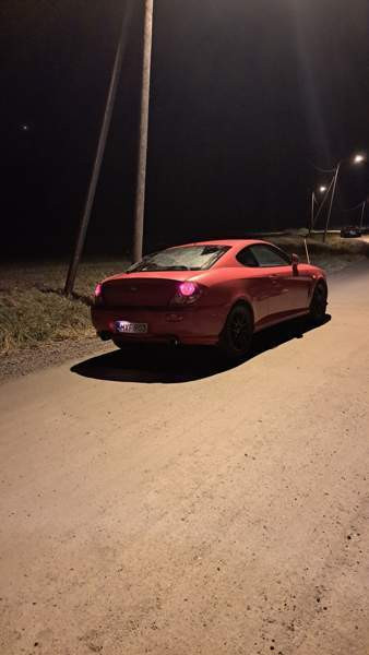 Hyundai Coupe Glebychevo - valokuva 3