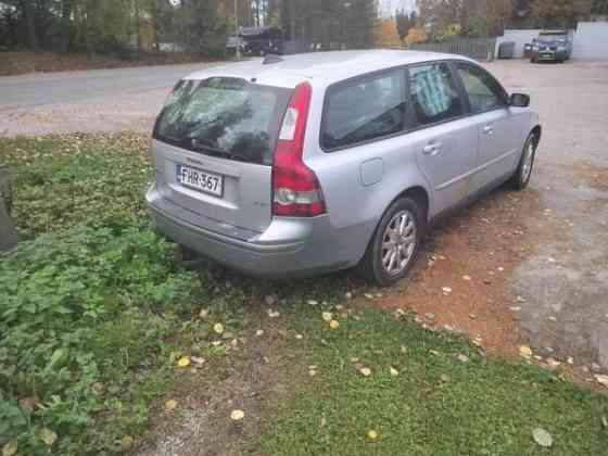Volvo V50 Pertteli