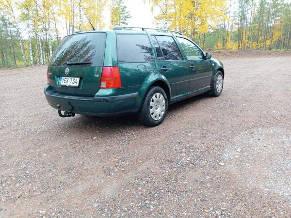 Volkswagen Golf Ловийса - изображение 3