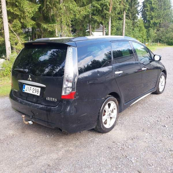 Mitsubishi Grandis Lapua - photo 7