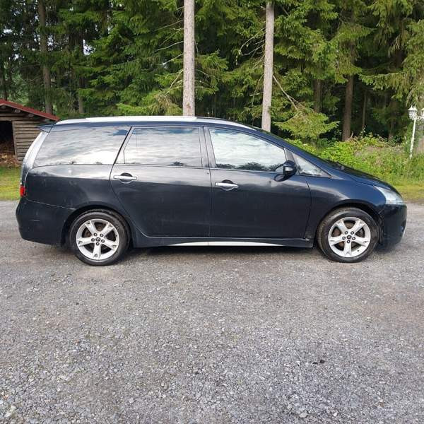 Mitsubishi Grandis Lapua - photo 8