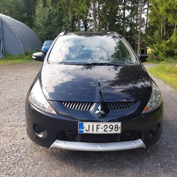 Mitsubishi Grandis Lapua - photo 2