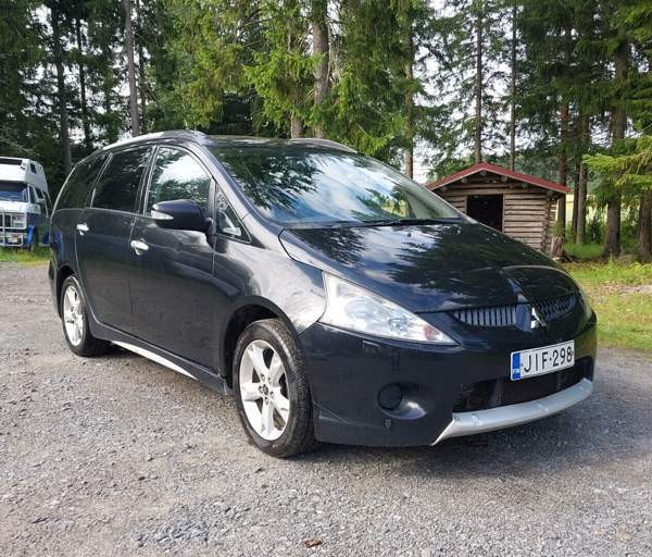 Mitsubishi Grandis Lapua - photo 1