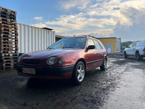 Toyota Corolla Kuopio - valokuva 3