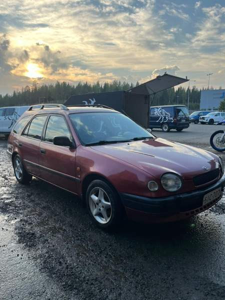 Toyota Corolla Kuopio - valokuva 4