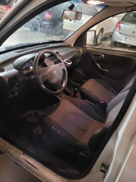 Opel Combo Vantaa - valokuva 4