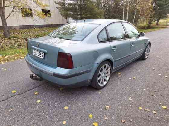 Volkswagen Passat Каарина