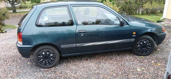 Toyota Starlet Riihimäki - valokuva 3