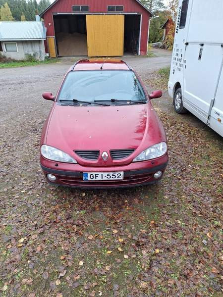 Renault Megane Joensuu - valokuva 2