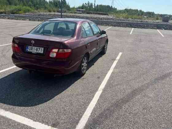 Nissan Almera Эспоо