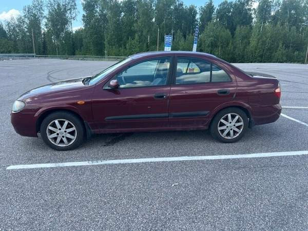 Nissan Almera Espoo - valokuva 5