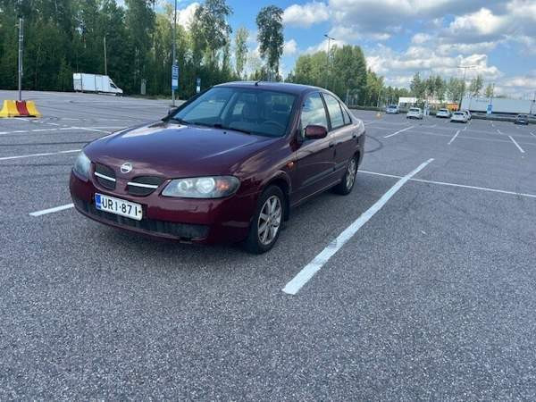 Nissan Almera Espoo - valokuva 2
