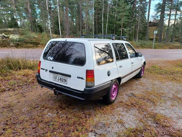 Opel Kadett Уусикаупунки - изображение 6