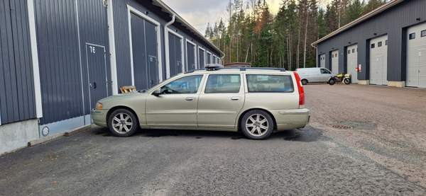 Volvo V70 Кангасала - изображение 1