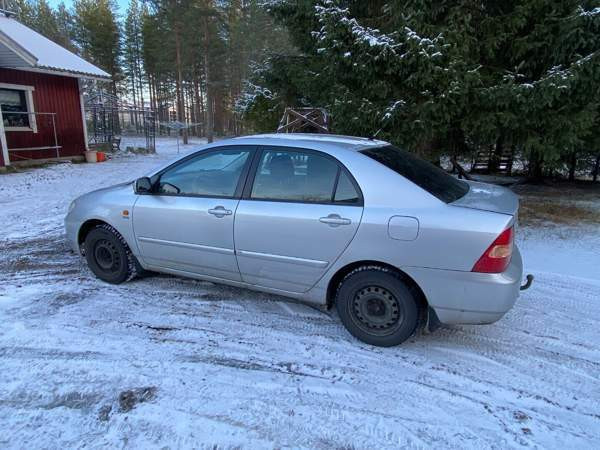 Toyota Corolla Ylikiiminki - valokuva 3
