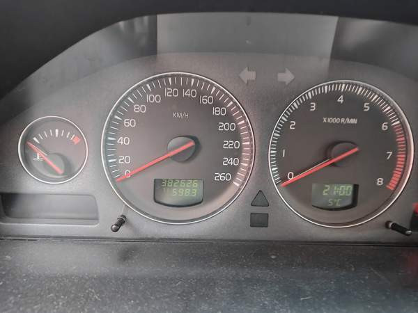 Volvo V70 Pyhtää - изображение 2