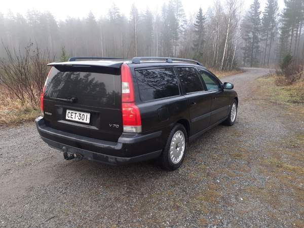 Volvo V70 Punkalaidun - photo 4