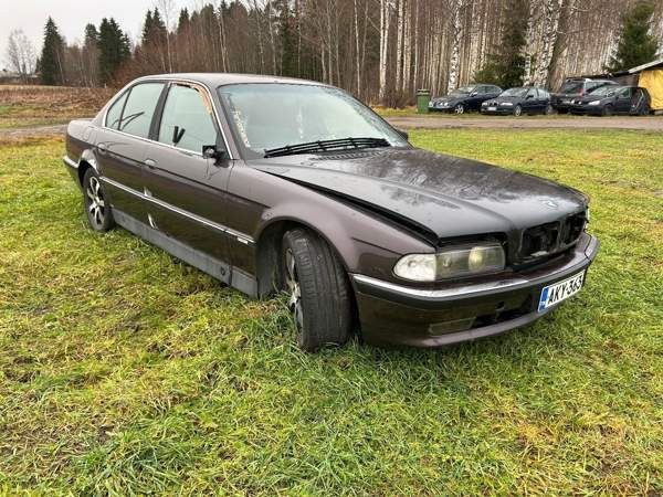 BMW 735 Хямеэнлинна - изображение 2