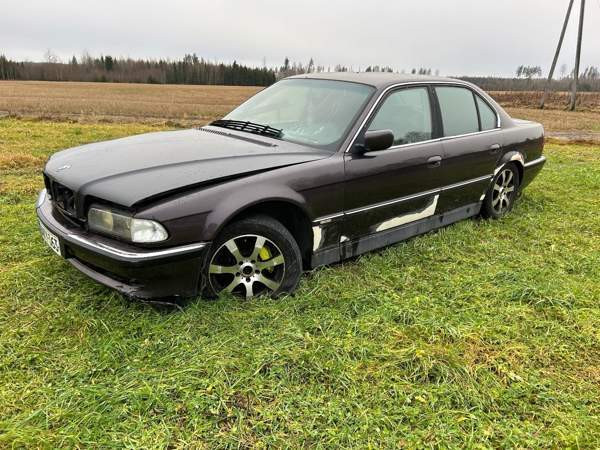 BMW 735 Хямеэнлинна - изображение 3