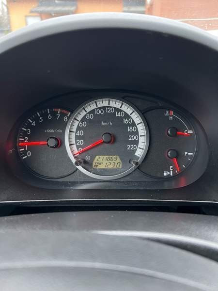 Mazda 5 Вантаа - изображение 2