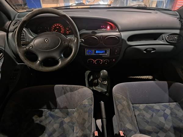 Renault Megane Jyväskylä - valokuva 5