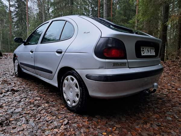 Renault Megane Jyväskylä - valokuva 3