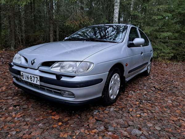 Renault Megane Jyväskylä - valokuva 1
