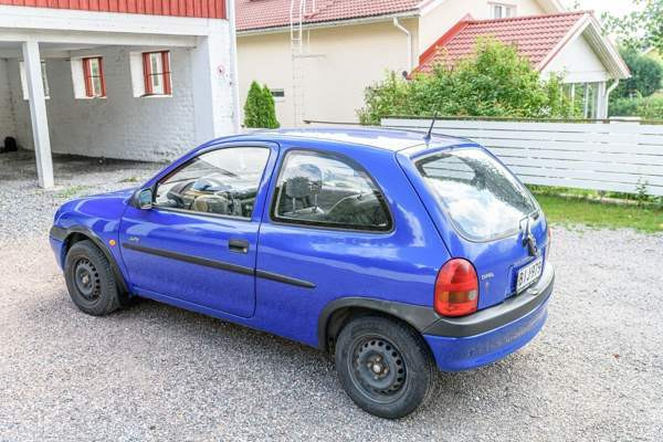 Opel Corsa Nummela - valokuva 3