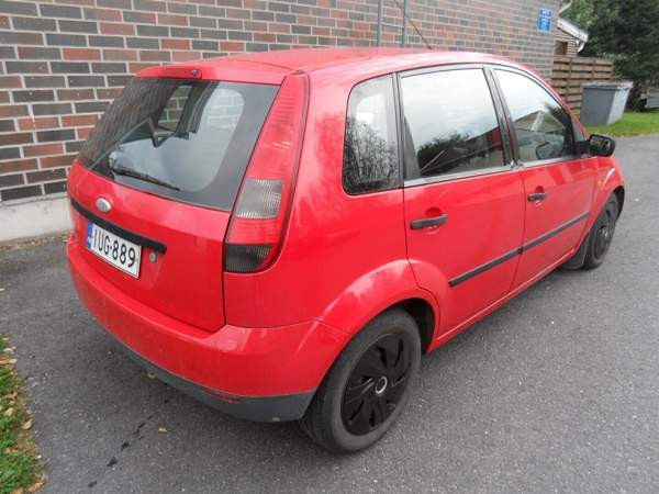 Ford Fiesta Paimio - valokuva 3