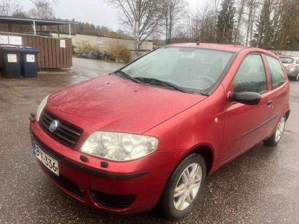 Fiat Punto Vantaa - photo 2