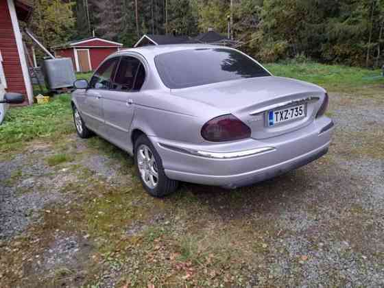 Jaguar X-type Oulainen