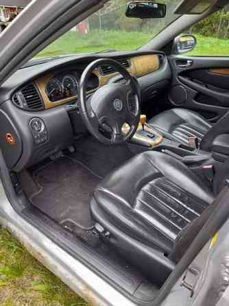 Jaguar X-type Oulainen