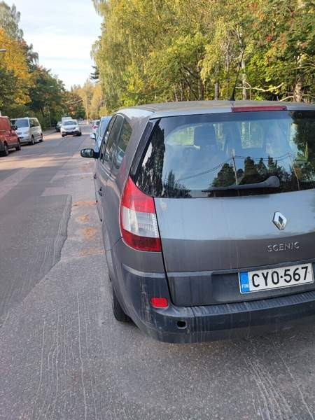 Renault Grand Scenic Helsinki - valokuva 4