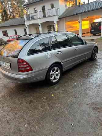 Mercedes-Benz 200 Kauhava