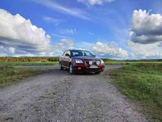 Toyota Avensis Syevyerodonets'k