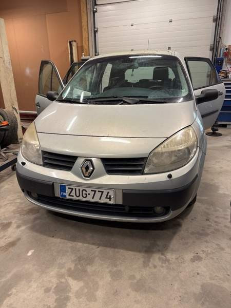 Renault Scenic Sredneuralsk - valokuva 1