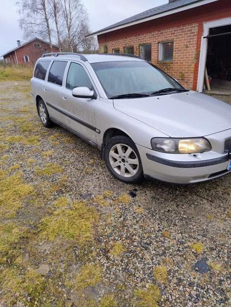 Volvo V70 Posio - valokuva 1