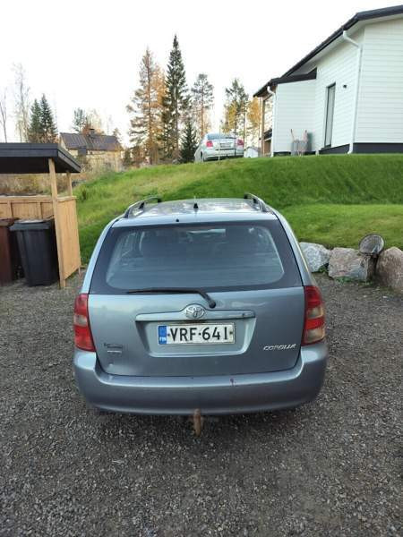 Toyota Corolla Luga – foto 3